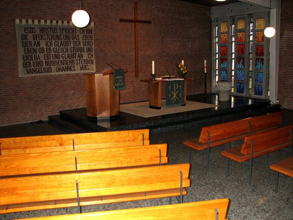 kirchraum rechts